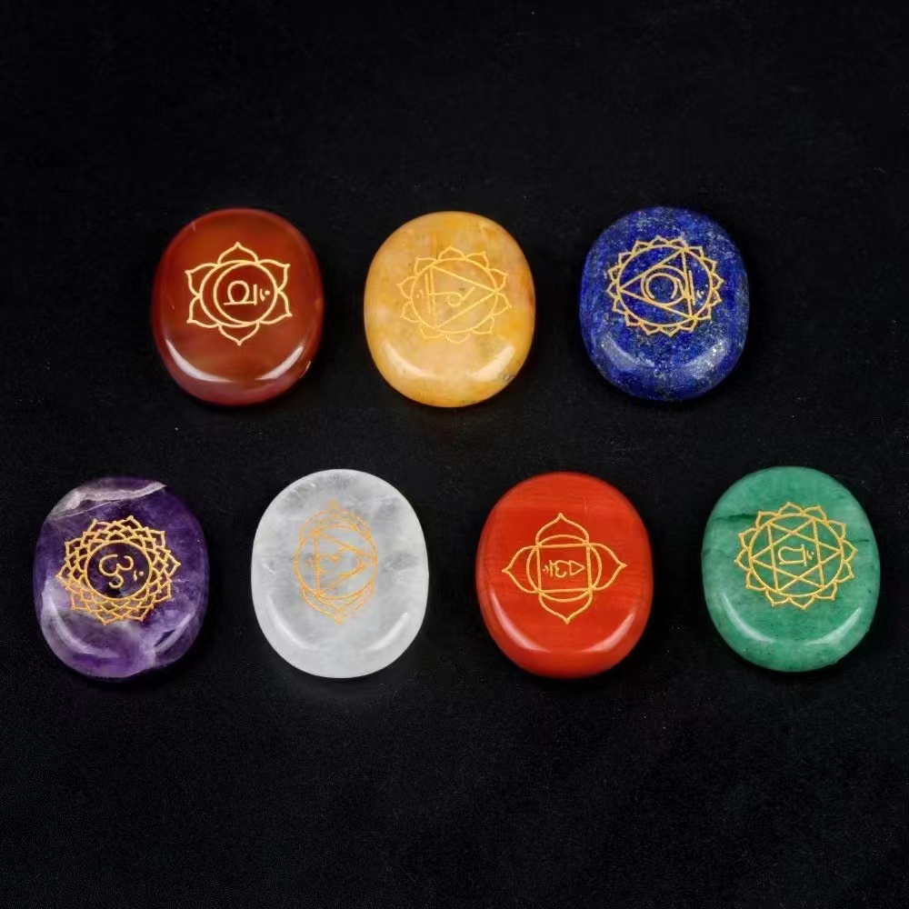 Healing Crystal Set - 7-teiliges Naturkristallstein-Ornament-Set, ovale Form, Energiechakren, Chakren,